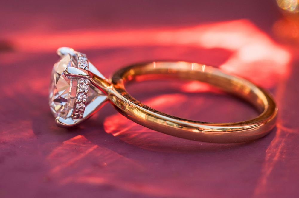 Diamond Solitaire with Hidden Halo